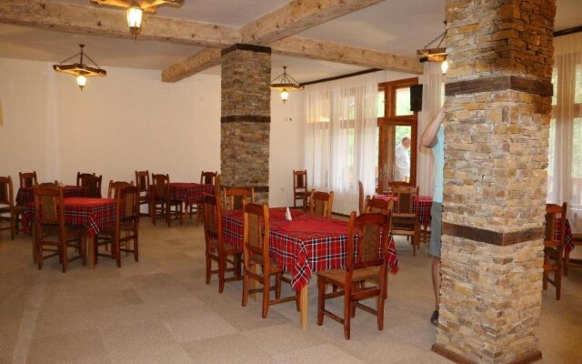Bedenski Bani Hotel