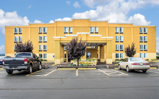 Baymont by Wyndham Scranton Dunmore