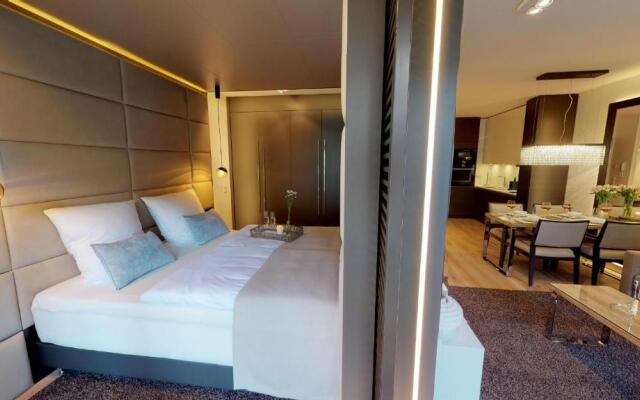 White Pearl Apartment 0.03