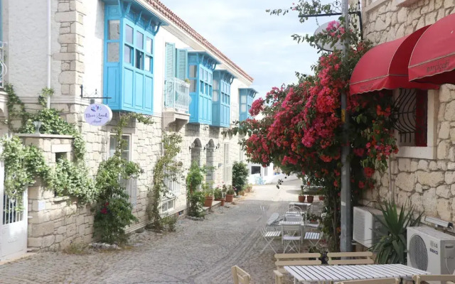 Mavi Konak Alaçatı