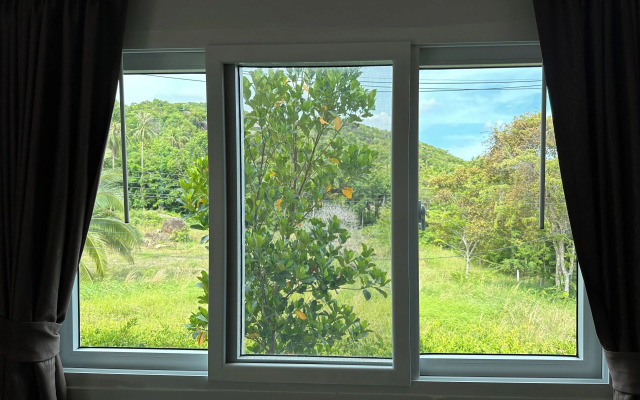 Naiwok Hills