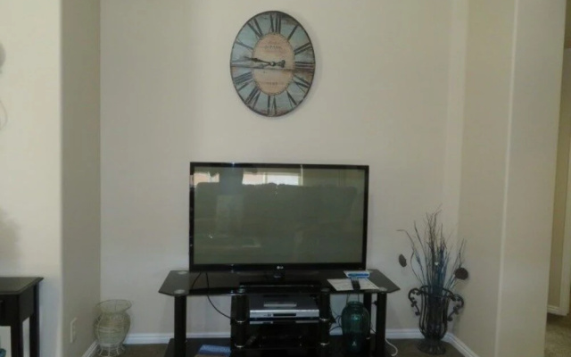 Lynda Keller 2 Bedroom Home