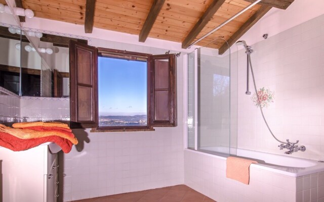 Borgo Monte Antico Alto