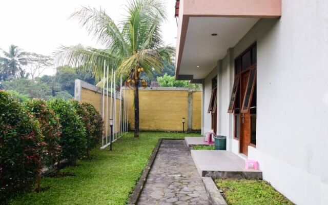 Reddoorz Near Taman Pelangi Jogja
