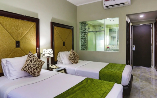 Johns Pardede International Hotel