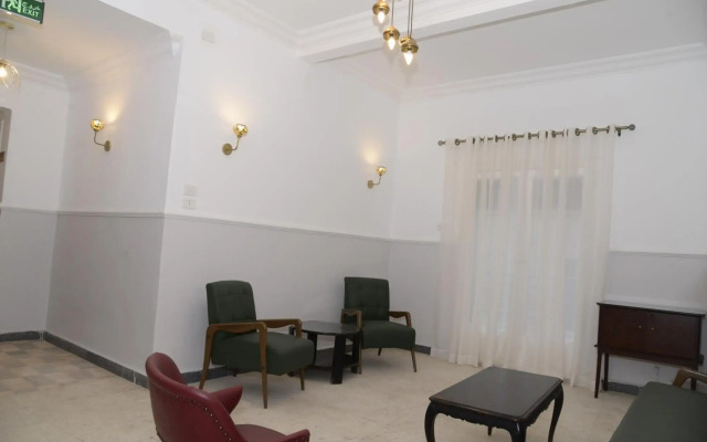 Lotus Hotel