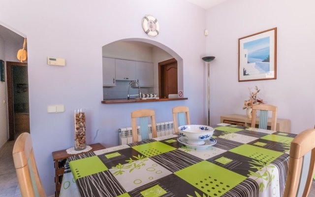 Cosy Holiday Home L'escala With Swimming Pool