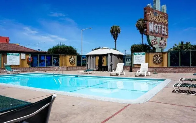 The Western Motel