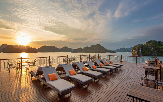 La Vela Classic Cruise - Managed by Paradise Cruises