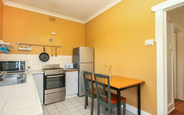 Comfy 1 Bedroom Studio Walking Distance To South Bank