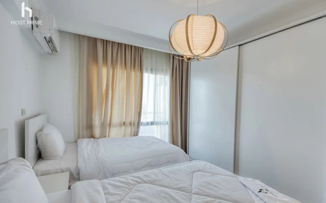 Grand Stay Apartment in Rehab City