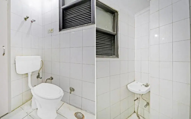 SPOT ON 82420 Hotel Anchal Dx Paharganj