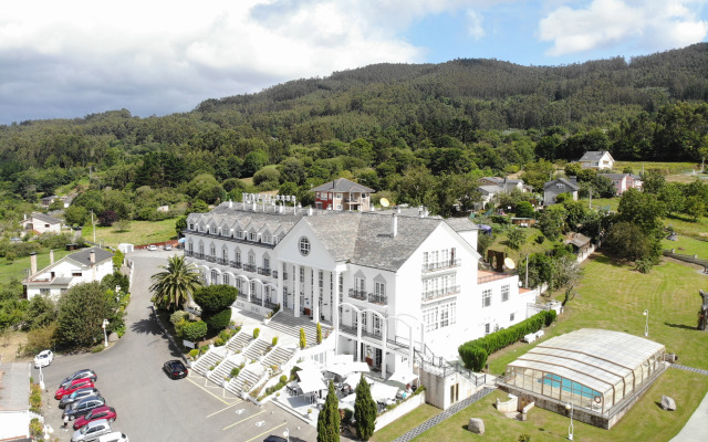 Hotel O Val Do Naseiro