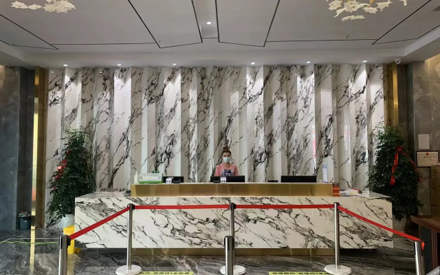 Holiday Inn Huaneng Kuqa