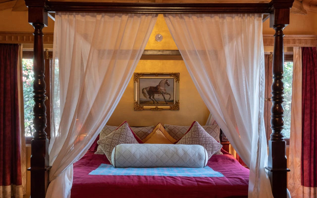 Srinivas - The Royal Residence