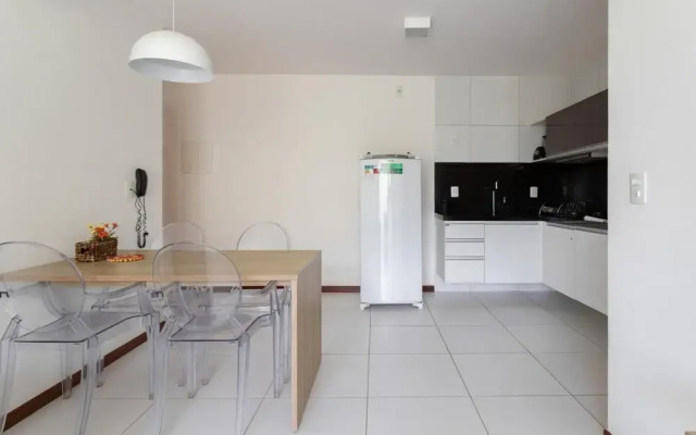 Apartamento bel Ssimo em Condom nio com Piscina