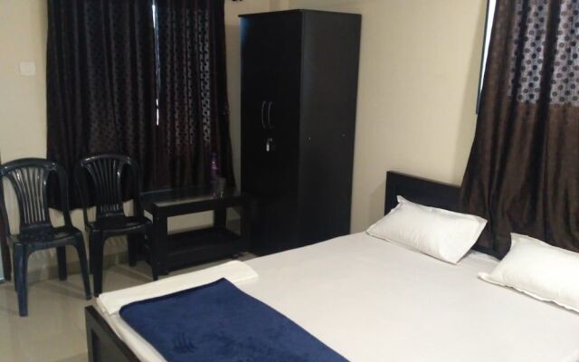 Hotel Honey Lodging