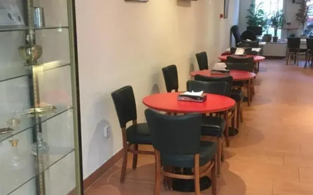 Hotel Amar