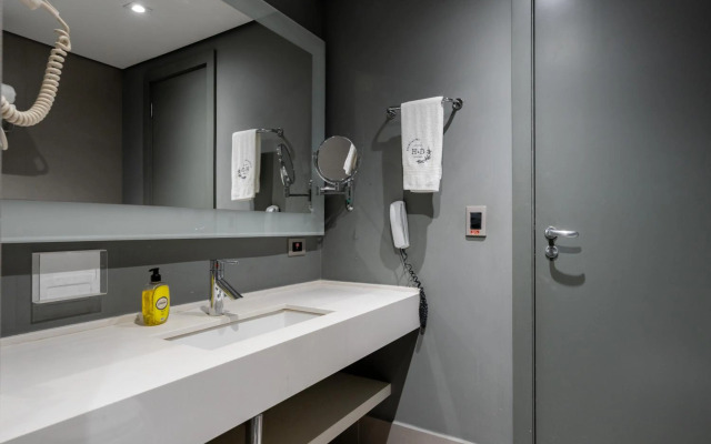 Suite particular Grand Mercure Brasília