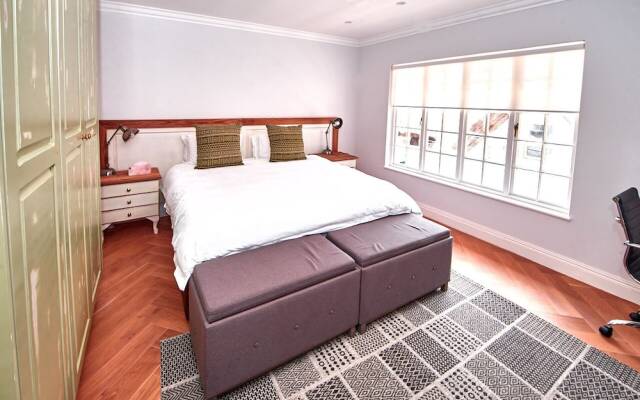 Sandton Country Manor