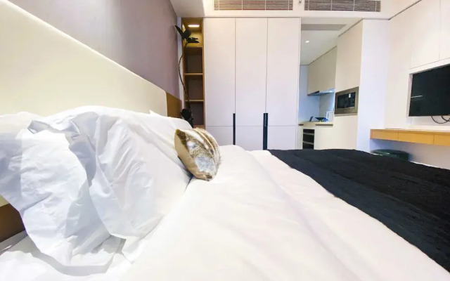 Rho Hotel