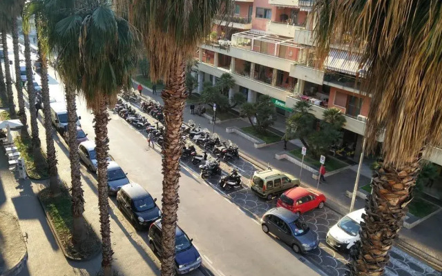 Piazza Lauro Suites