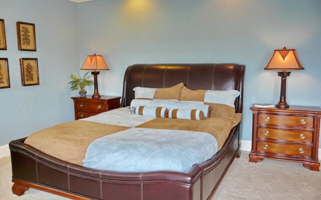 1370 North Collier Boulevard