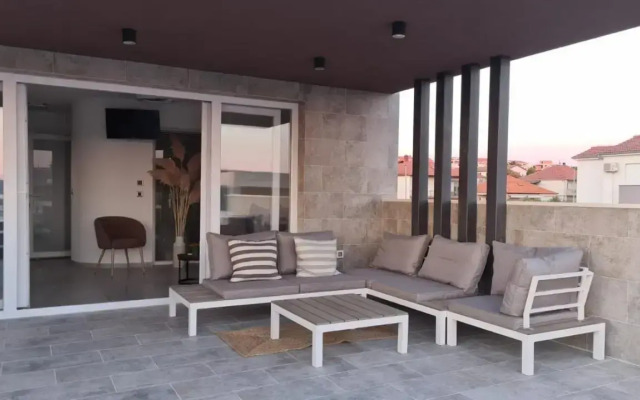Villa Queen