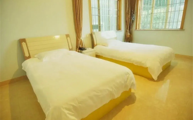 Nest House Hotel