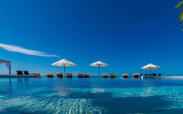 Velero Beach Resort