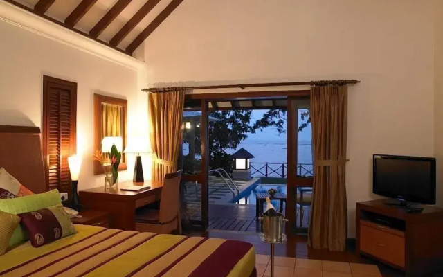 Radisson Plaza Resort & Spa