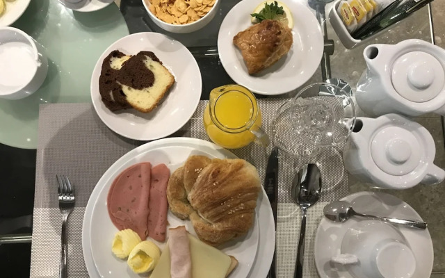 Imperial Suites Hotel