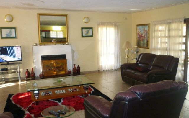 Daisy Executive Lodge