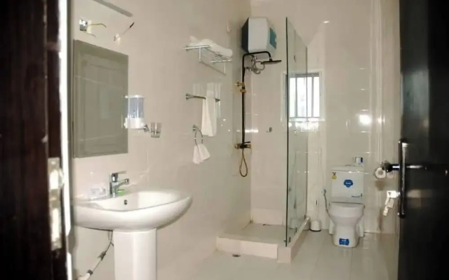 Ridge Ville Apartment by Platinum