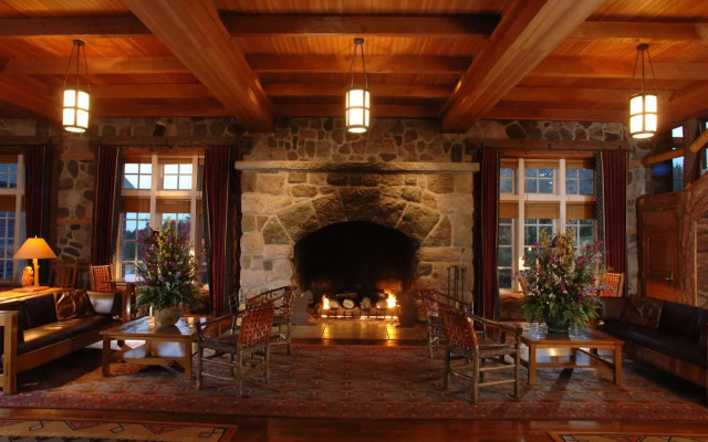 Crater Lake Lodge - Inside the Park