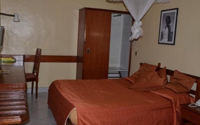 Paris Hotel