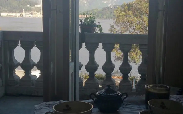 Piccolo mondo antico