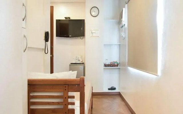 Townhouse OAK Avitel Hotel