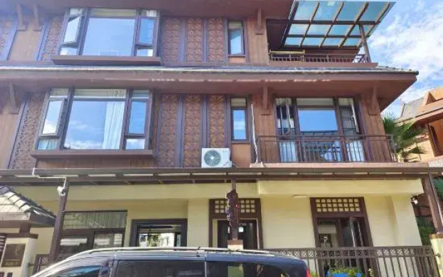 Mangshi Chengxiang Mantu Homestay (Yi Nationality Ancient Town Branch)