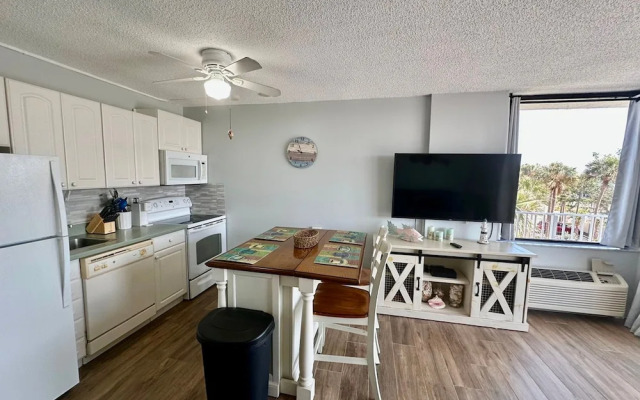 Lovers Key Beach Club 2