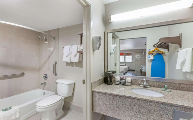 Best Western Sunland Park Inn