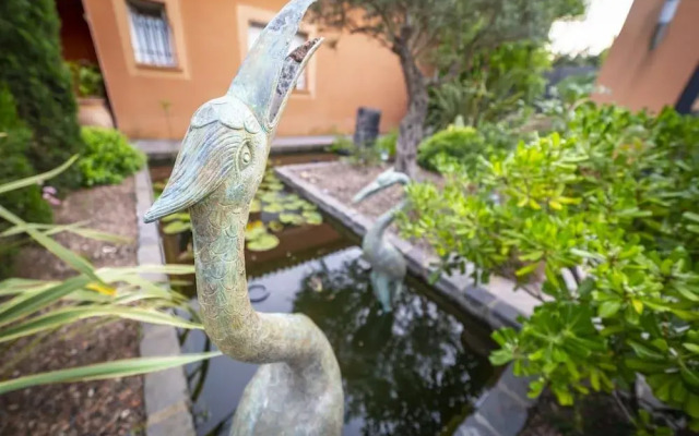 Villa Peacock