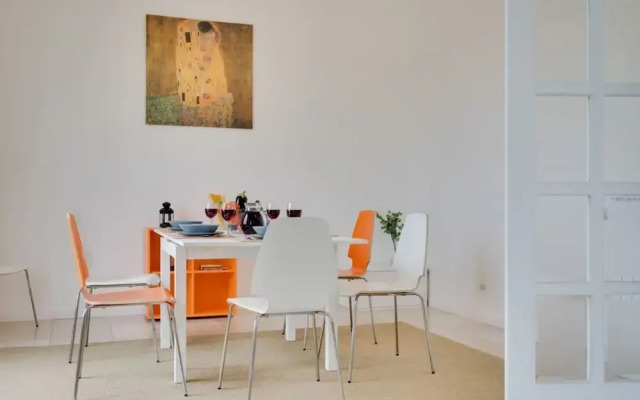Amazing & Spacious 3bed Flat in Piramide