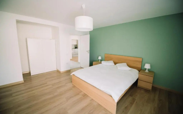 Dream House Apartments