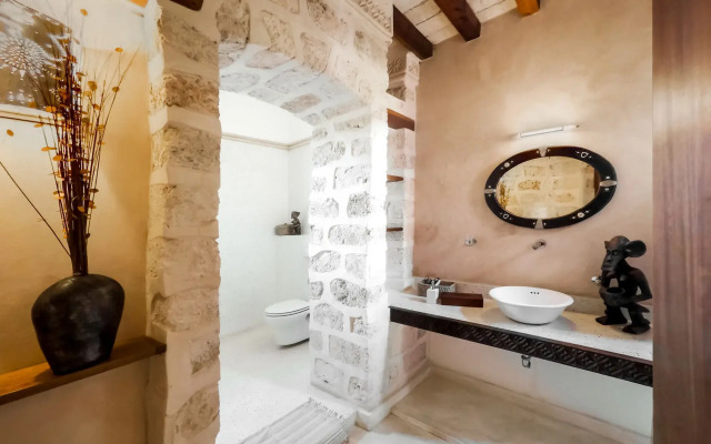 The Charming Lonno Lodge