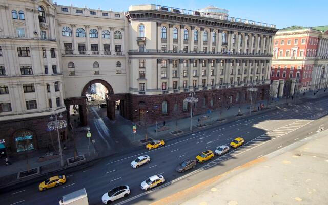 Tverskaya Street on Tverskaya Street 6 building 1