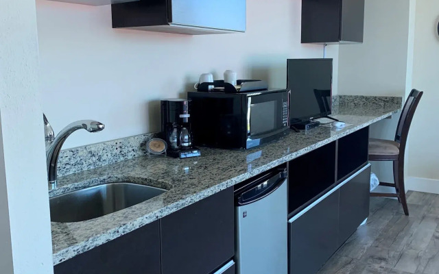 South Beach Biloxi Hotel & Suites