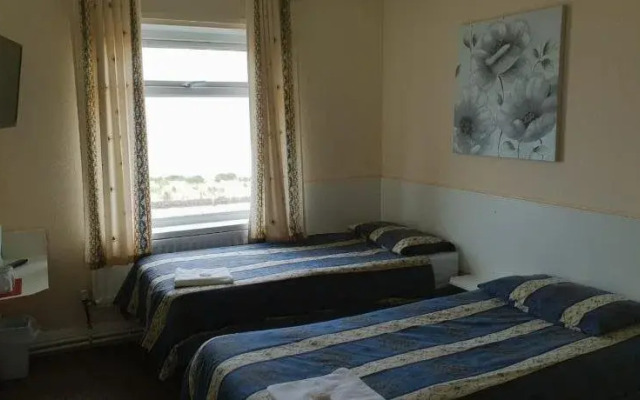 Tudor Court Hotel