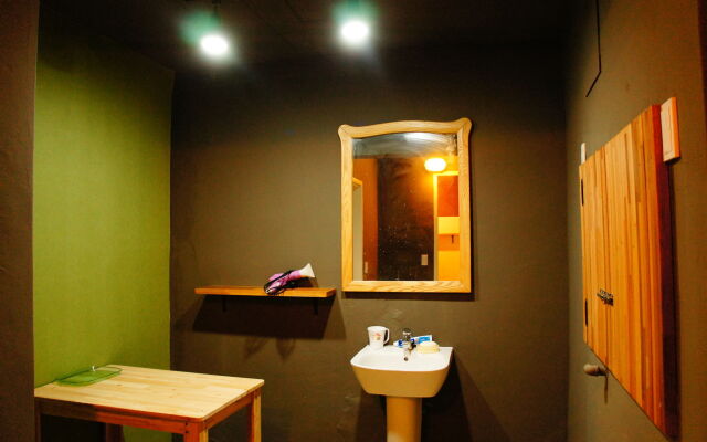 Owl Guesthouse - Hostel