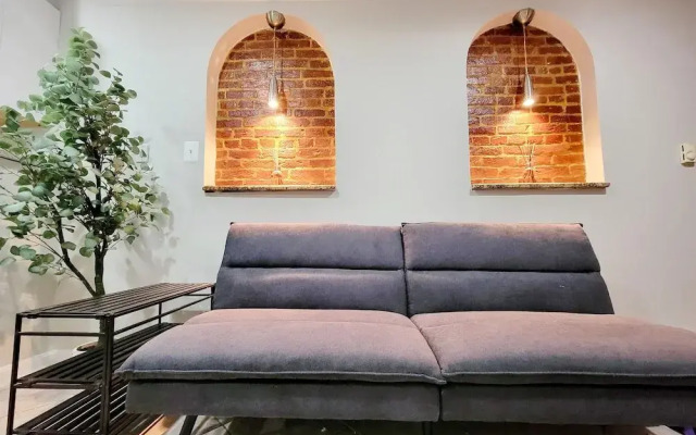 1-BD Home near Stadiums Free Parking